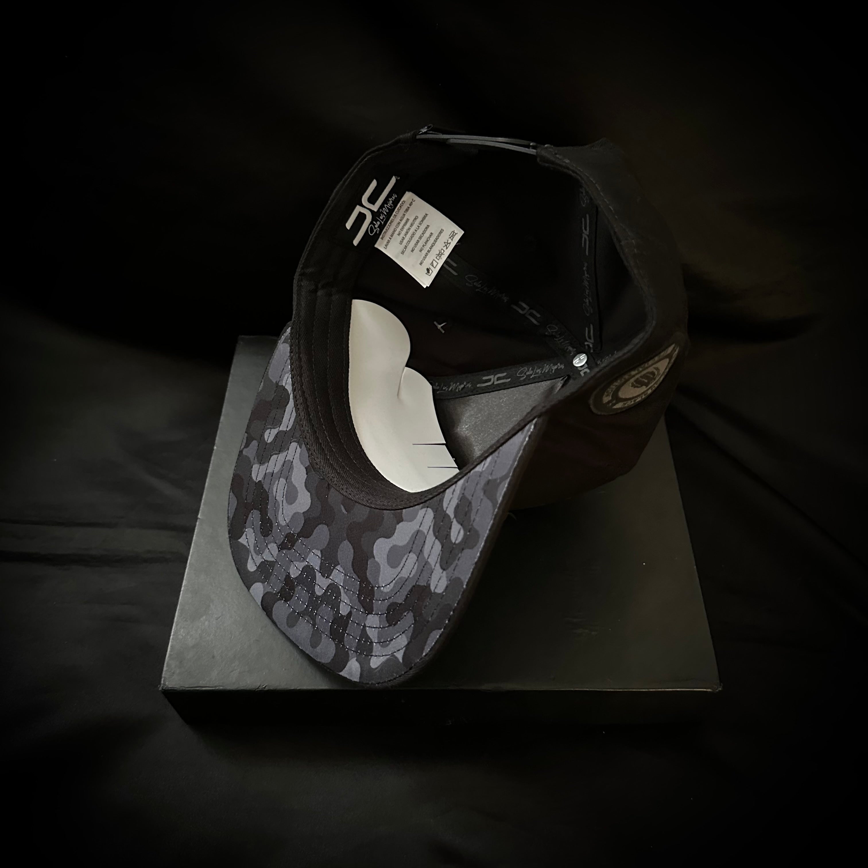 GRANADA Black on Black - BELICO IMPERIAL